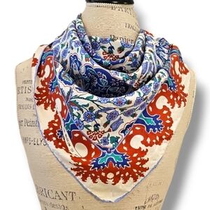 Metropolitan Museum Of Art Blue, White & Brown Vintage Silk Scarf - OS